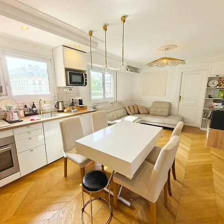 Lux Belleville Parigi
